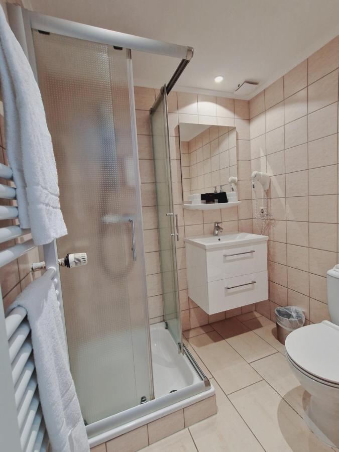 Bivius Hotel Restaurant Luxembourg Strassen Dış mekan fotoğraf